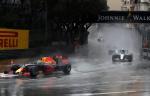 3 Ricciardo - Hamilton