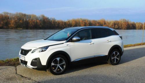 1 Peugeot 3008 GT