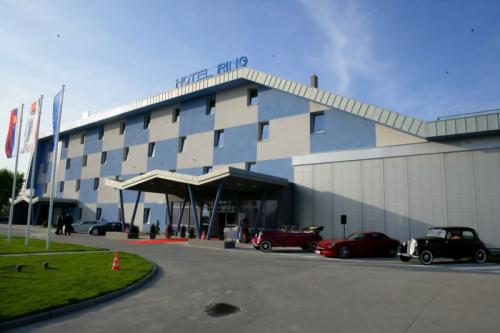 Hotel Ring