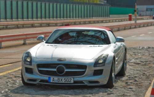 Mercedes-Benz SLS AMG Roadster