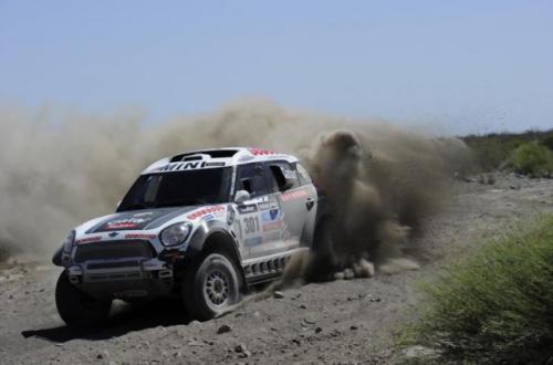 3 Nasser Al-Attiyah, Mini