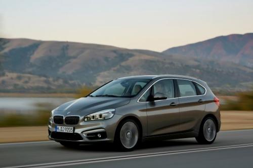 2 BMW 2 Active Tourer