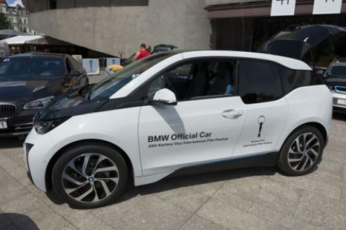 3 BMW i3 v K. Varoch