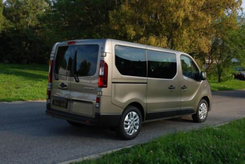 2 Renault Trafic