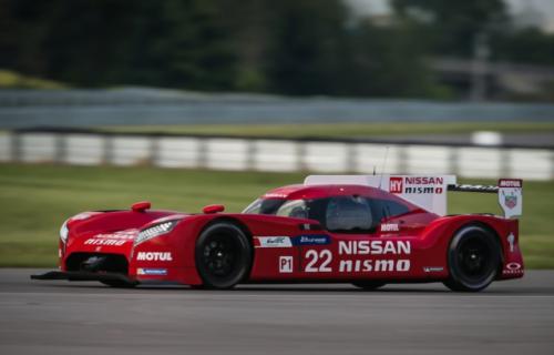 1 Nissan GT-R Nismo