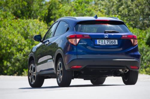 2 Honda HR-V