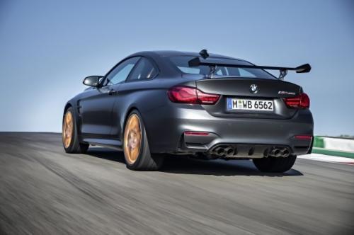 3 BMW M4 GTS