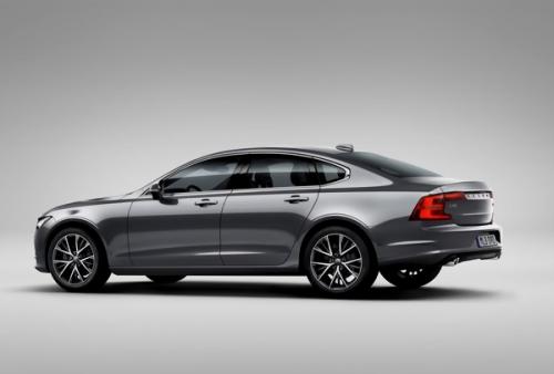 5 Volvo S90