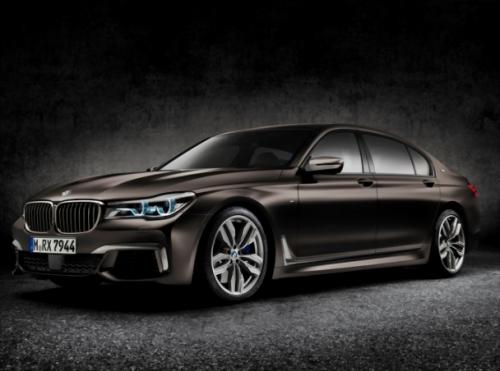 1 BMW M760Li xDrive