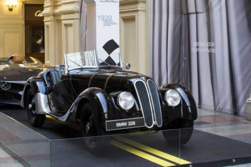 1 BMW 328