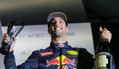 2 Daniel Ricciardo