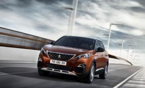 Peugeot 3008 - Auto roka 2017