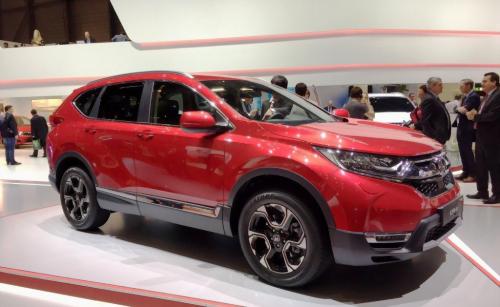 1 Honda CR-V