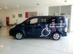 4 Nissan e-NV200