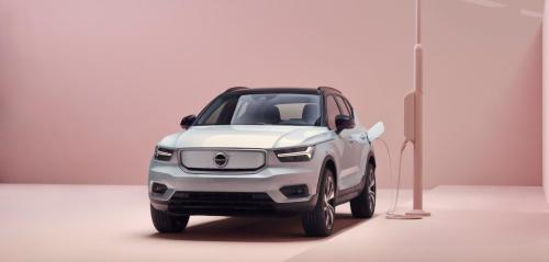 Volvo-XC40-Recharge