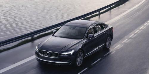 Volvo-S90-T8