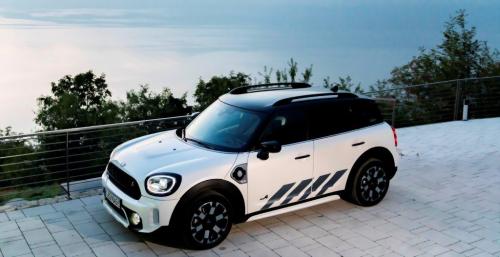 1-mini-cooper-se